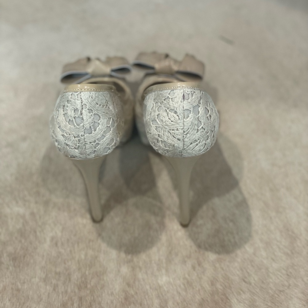 Joan & David Open Toe High Heel With Bow & Lace - image 4